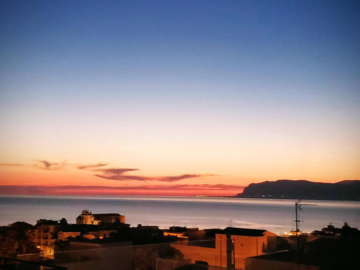 Palazzo Del Golfo Penthouse Apartment Castellammare del Golfo Exterior photo