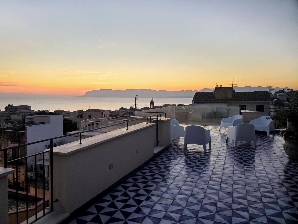 Palazzo Del Golfo Penthouse Apartment Castellammare del Golfo Exterior photo